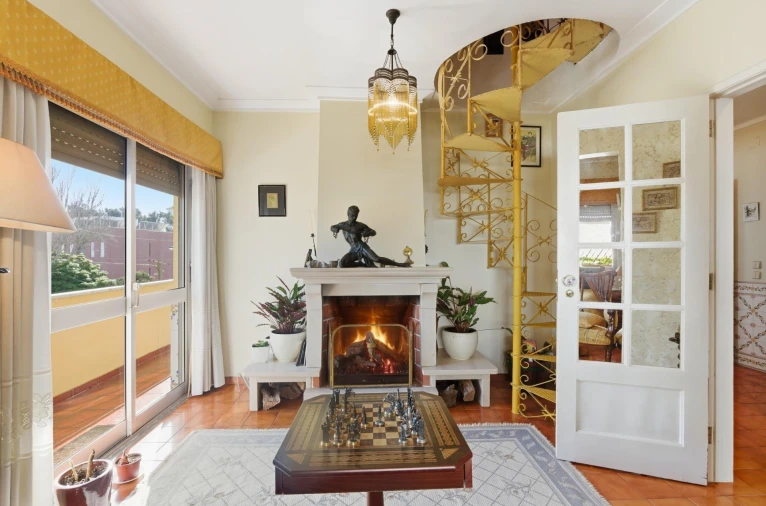 Moradia T4 para Venda em Alcabideche Foto 25