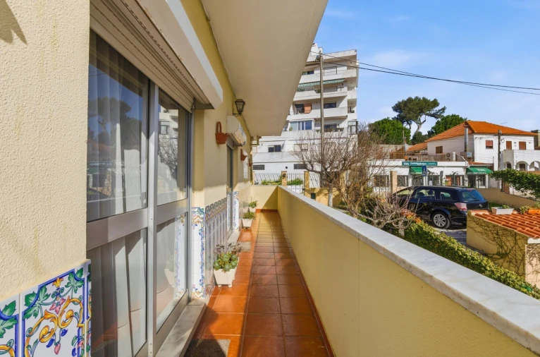 Moradia T4 para Venda em Alcabideche Foto 30