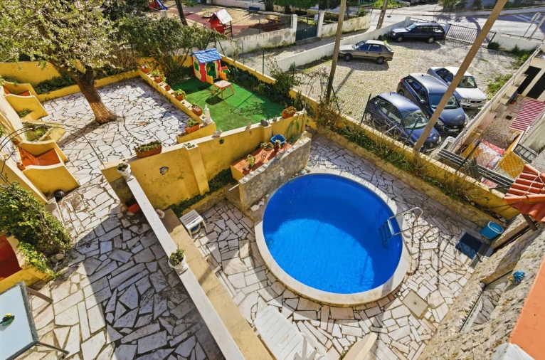 Moradia T4 para Venda em Alcabideche Foto 31