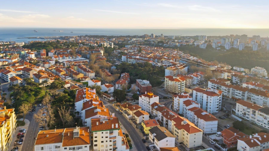 Moradia T4 para Venda em Alcabideche Foto 9