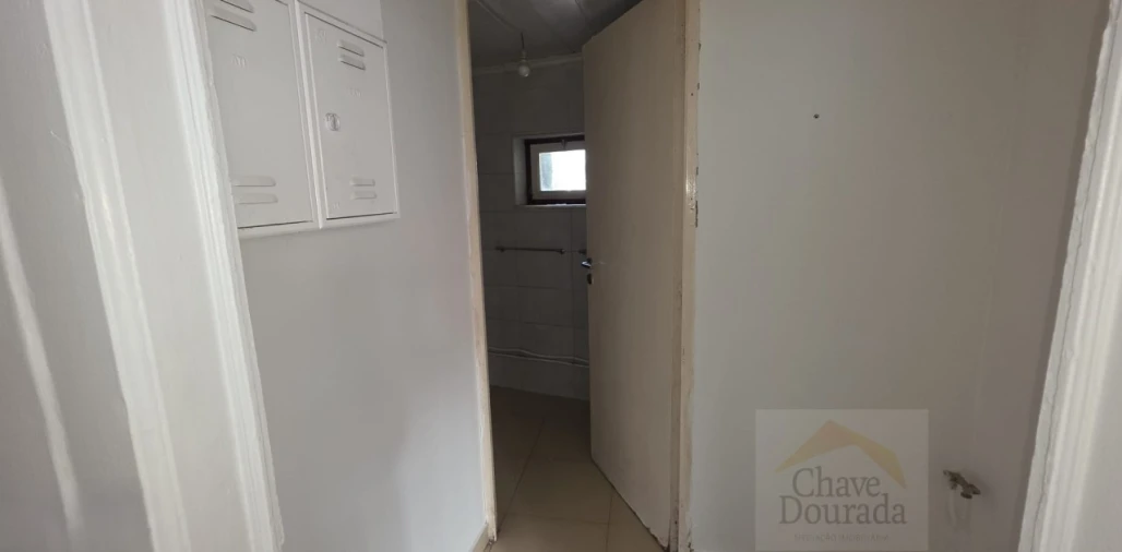 Prédio para Venda em Sé Nova, Santa Cruz, Almedina e São Bartolomeu Foto 16