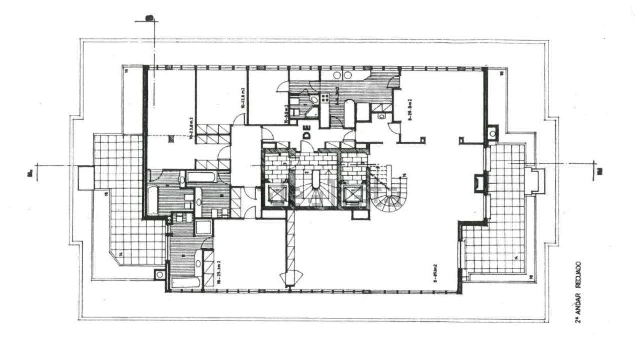 Apartamento T5 para Venda em São Martinho do Porto Foto 36