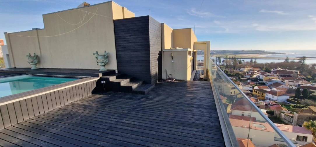 Apartamento T5 para Venda em São Martinho do Porto Foto 34