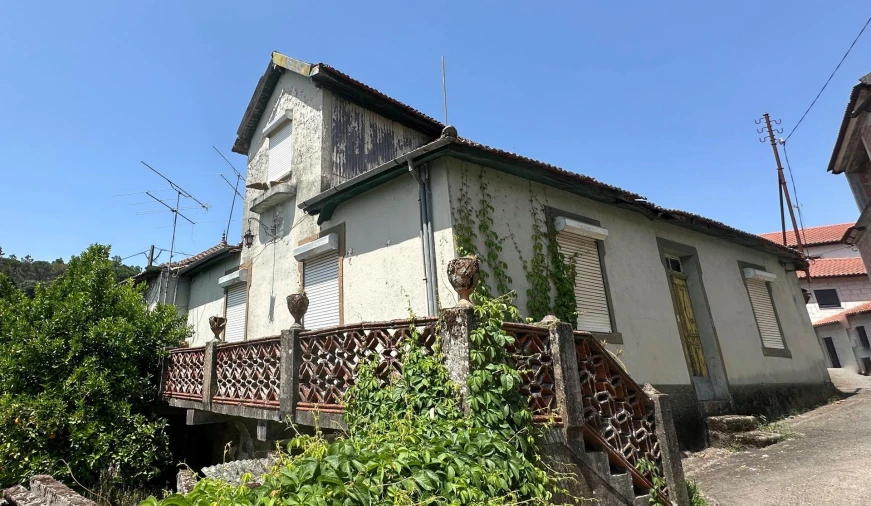 Moradia T4 para Venda em Viseu Foto 4