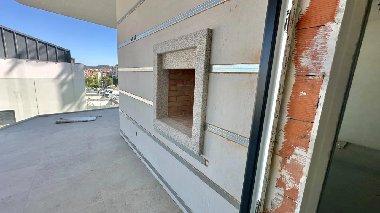 Apartamento T5 para Venda em Viseu Foto 12