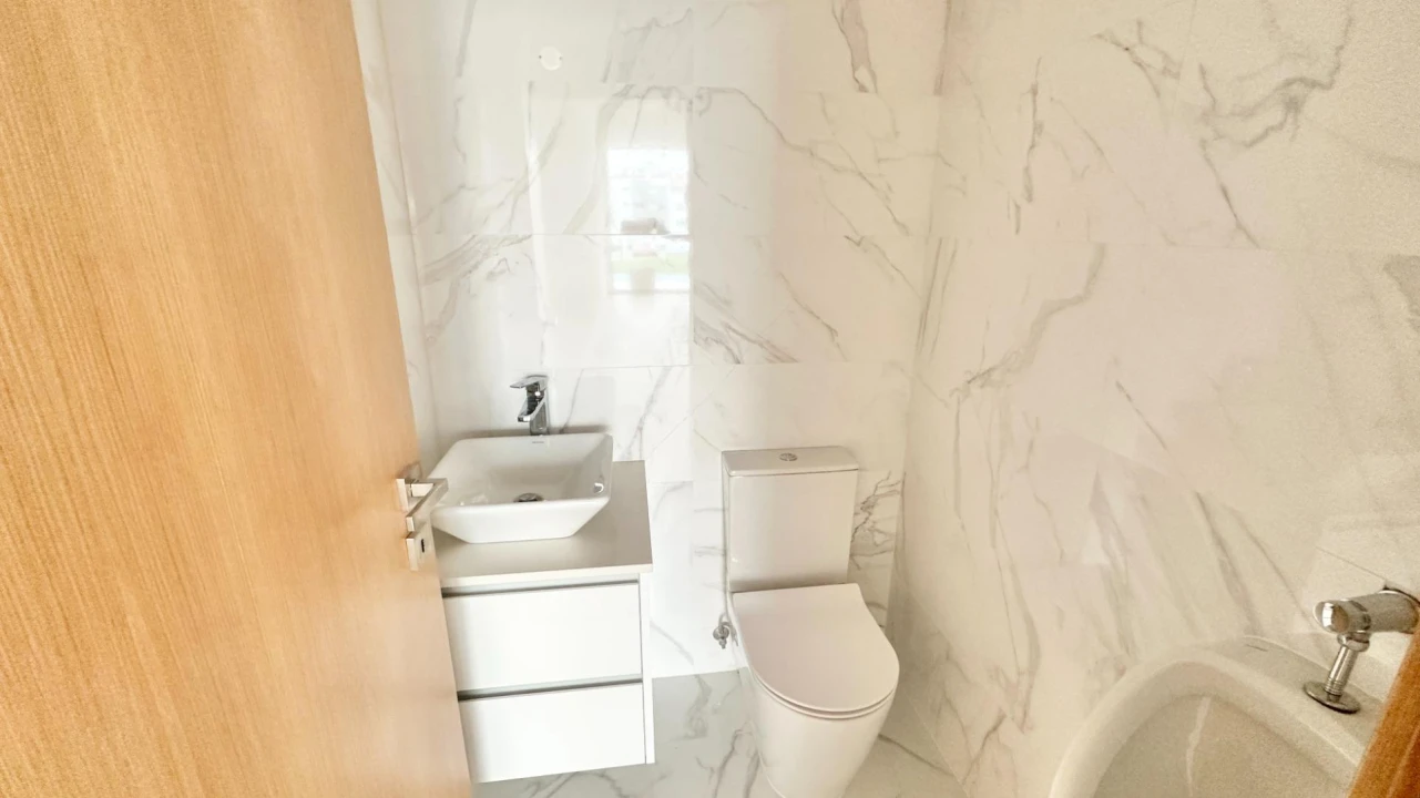 Apartamento T2 para Venda em Ranhados Foto 11