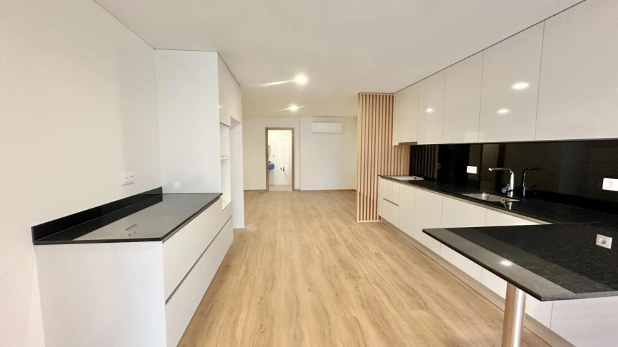 Apartamento T2 para Venda em Ranhados Foto 2
