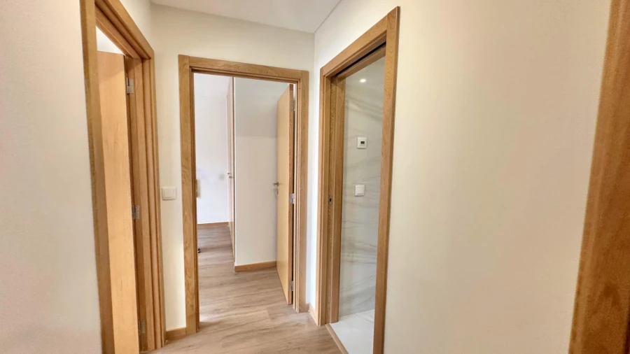 Apartamento T2 para Venda em Ranhados Foto 9