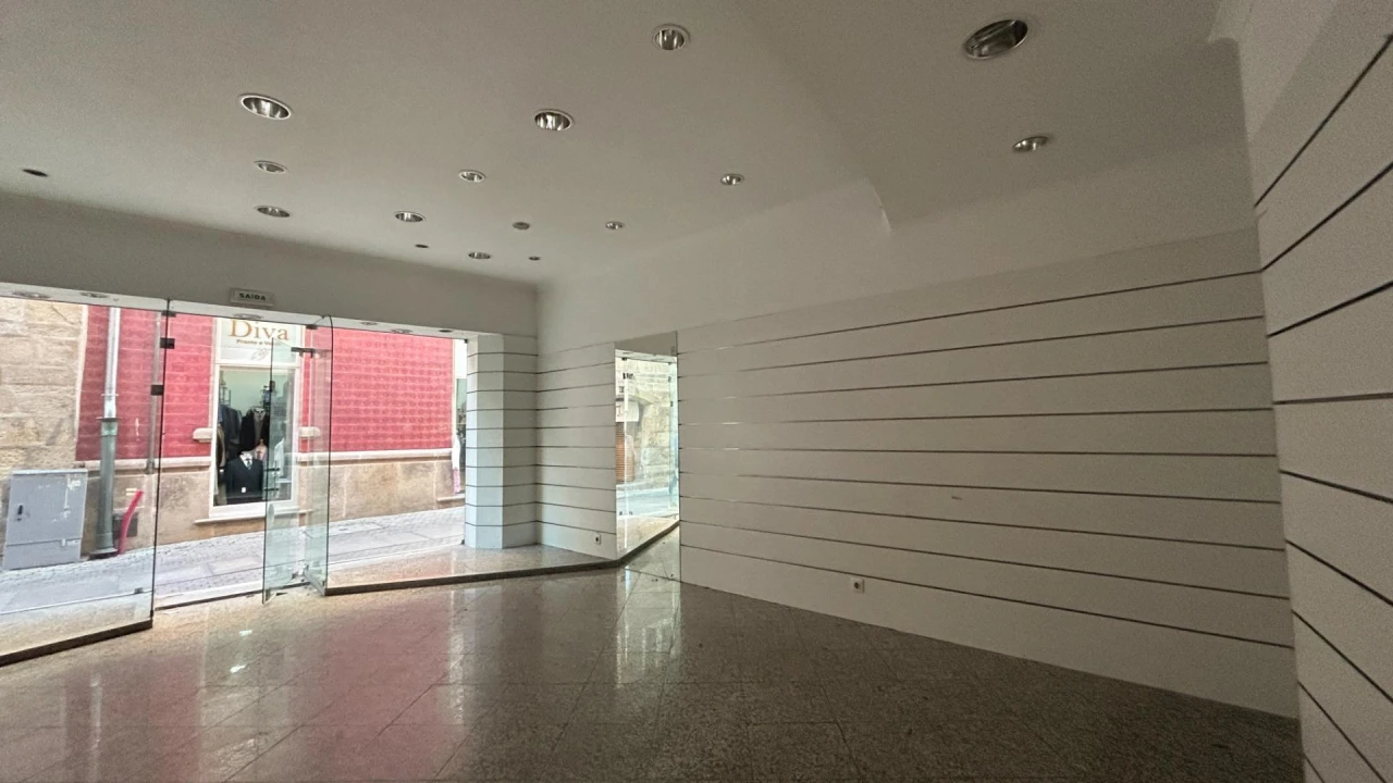 Escritório para Arrendamento em Viseu Foto 3