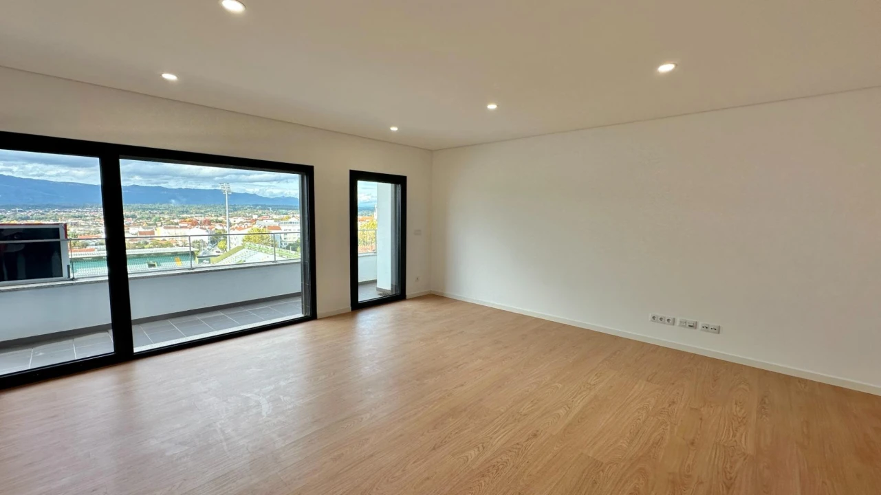 Apartamento T3 para Venda em Tondela e Nandufe Foto 2