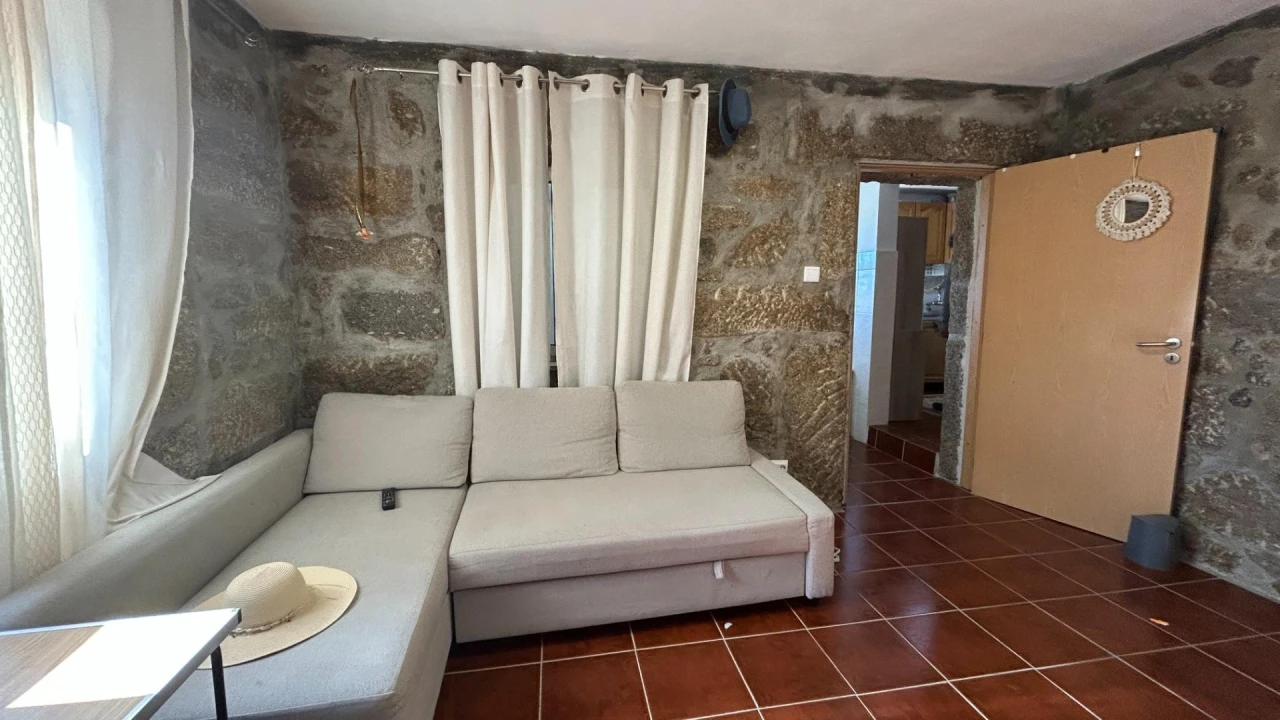 Moradia T3 para Venda em Povolide Foto 14