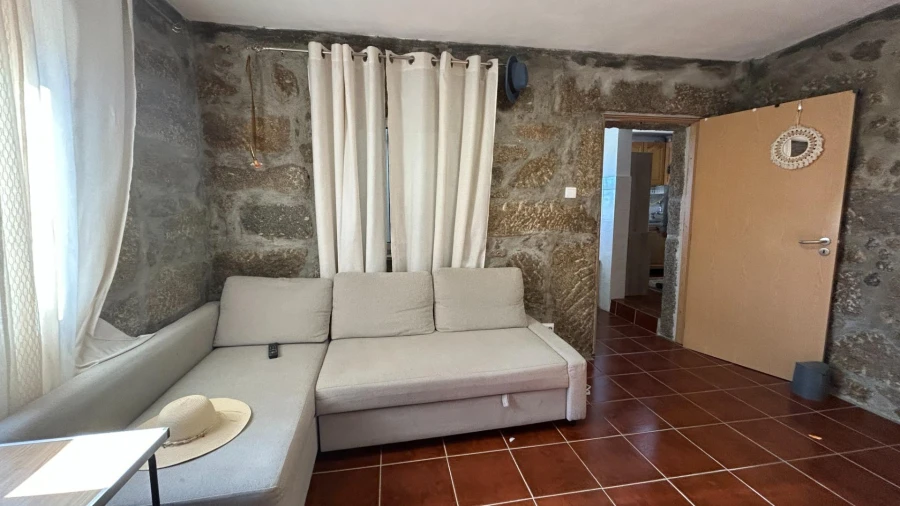 Moradia T3 para Venda em Povolide Foto 14