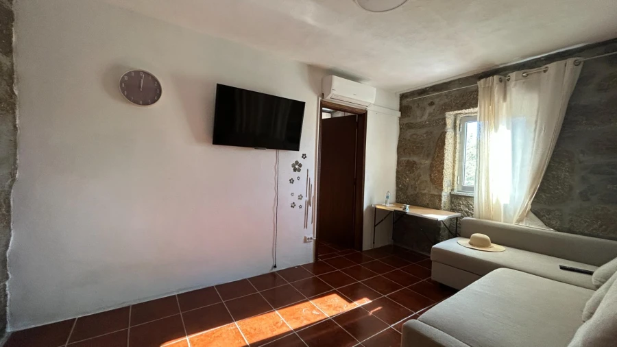 Moradia T3 para Venda em Povolide Foto 15