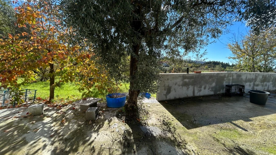 Moradia T3 para Venda em Povolide Foto 32