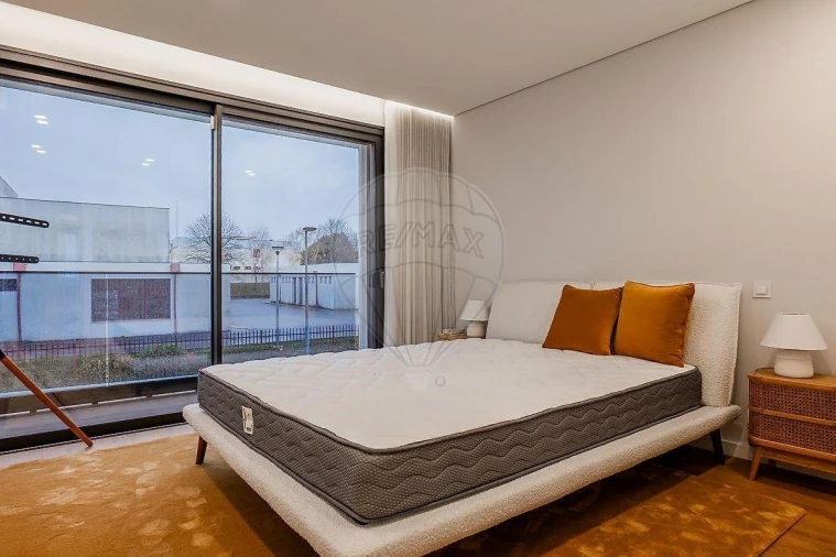 Moradia T4 para Venda em Matosinhos e Leça da Palmeira Foto 13