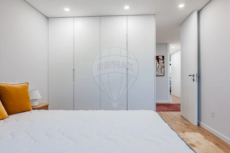 Moradia T4 para Venda em Matosinhos e Leça da Palmeira Foto 15