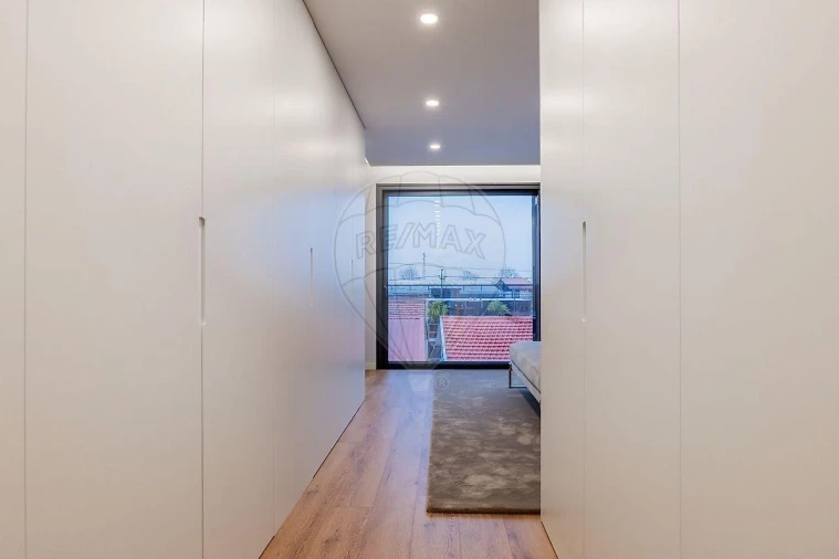 Moradia T4 para Venda em Matosinhos e Leça da Palmeira Foto 24