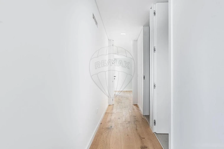 Moradia T4 para Venda em Brufe Foto 18