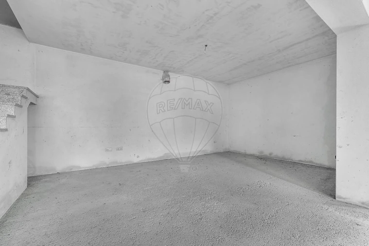 Moradia T4 para Venda em Carvalheira Foto 14