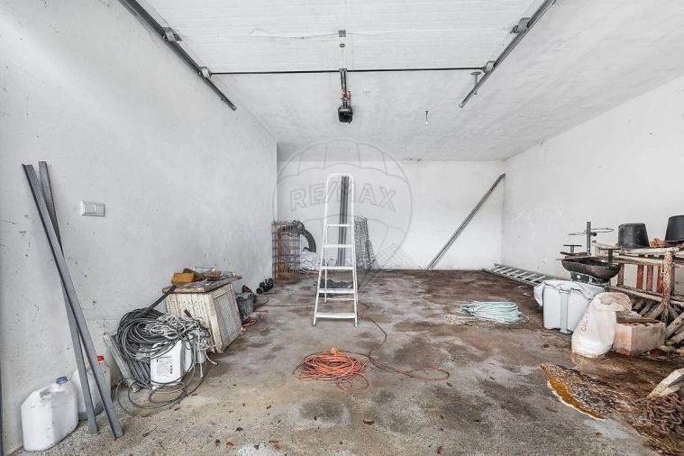 Moradia T4 para Venda em Carvalheira Foto 35