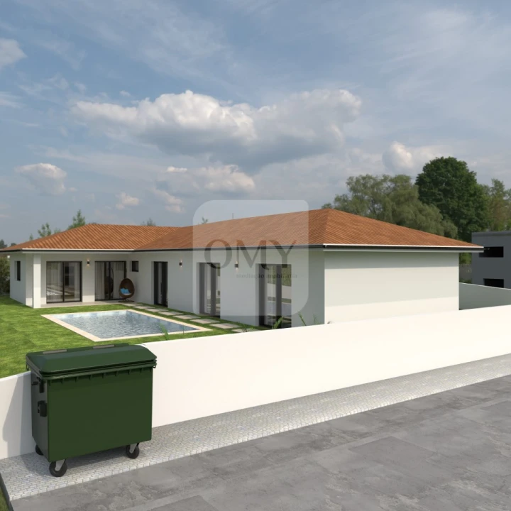 Moradia T4 para Venda em Mouçós e Lamares Foto 6