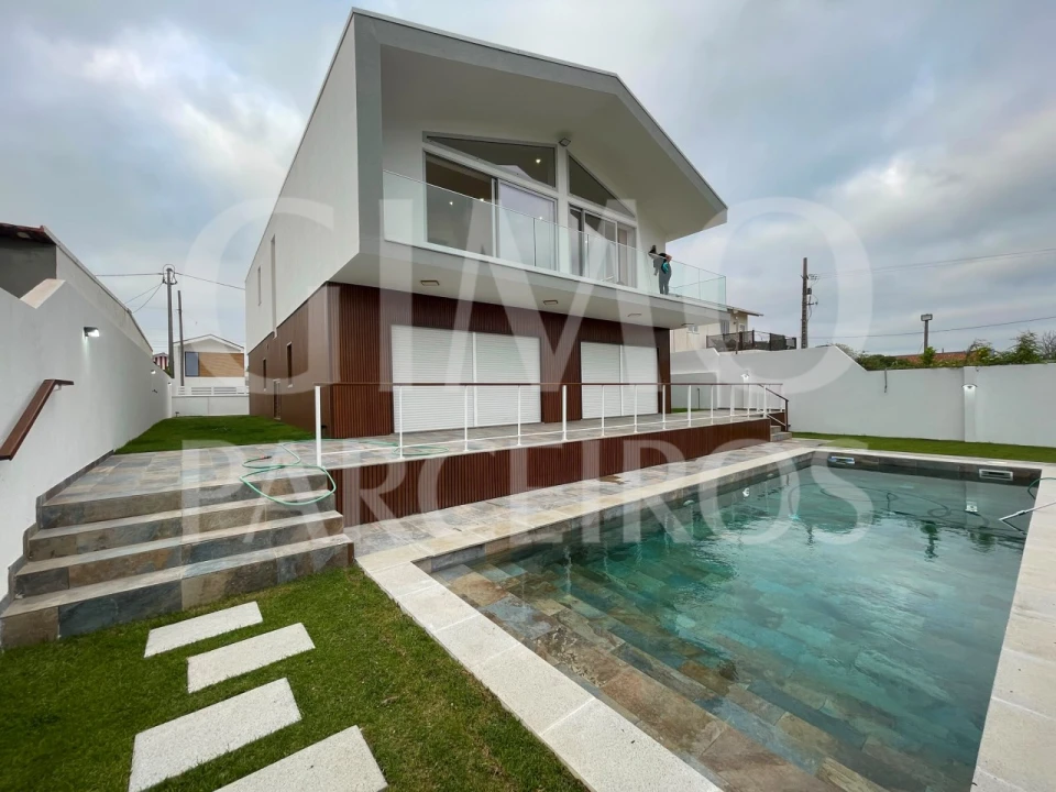 Moradia T5 para Venda em Gafanha da Encarnação Foto 28