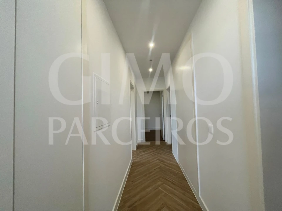 Moradia T5 para Venda em Gafanha da Encarnação Foto 36