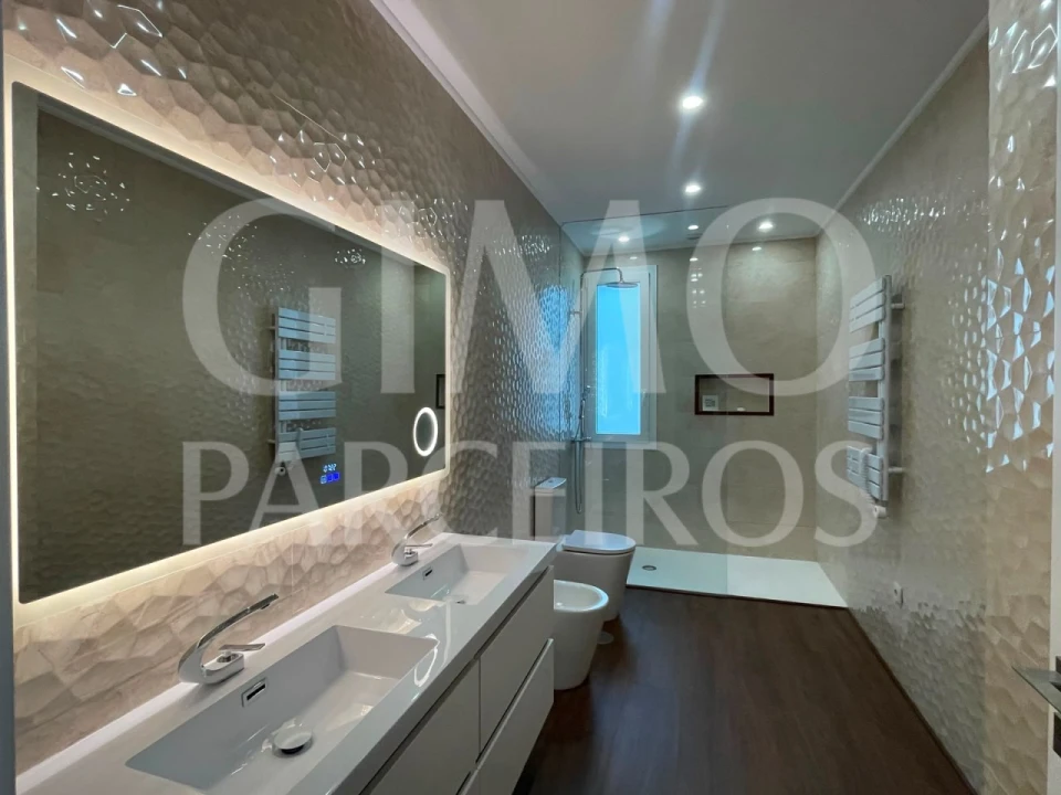 Moradia T5 para Venda em Gafanha da Encarnação Foto 46