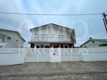Moradia T5 para Venda em Gafanha da Encarnação