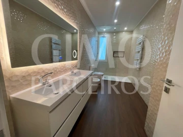 Moradia T5 para Venda em Gafanha da Encarnação