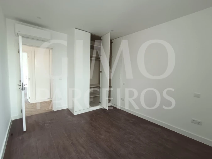 Moradia T5 para Venda em Gafanha da Encarnação Foto 13