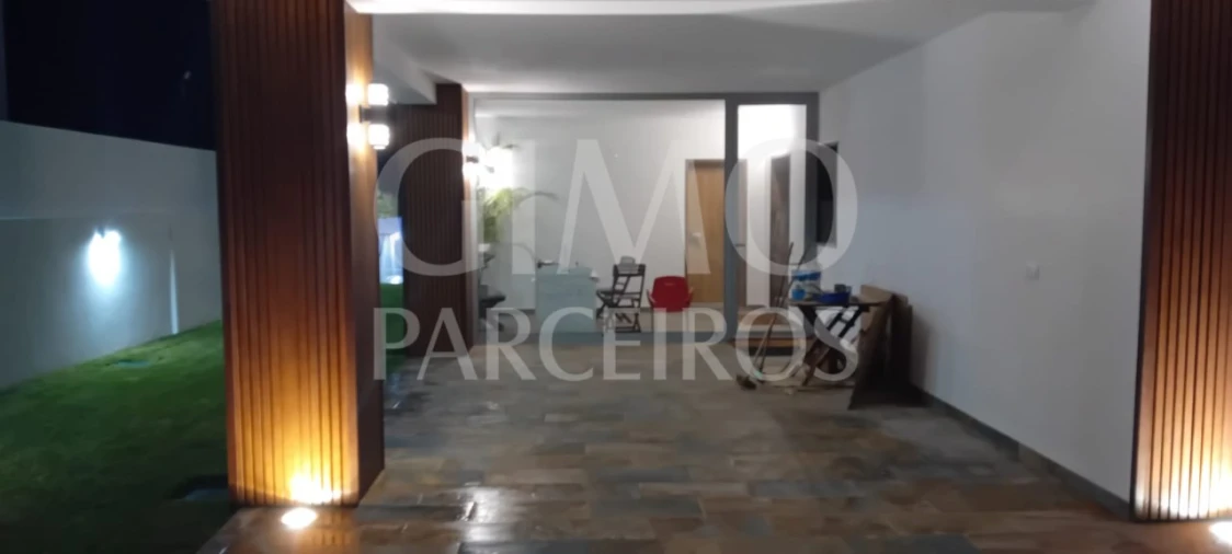 Moradia T5 para Venda em Gafanha da Encarnação Foto 27