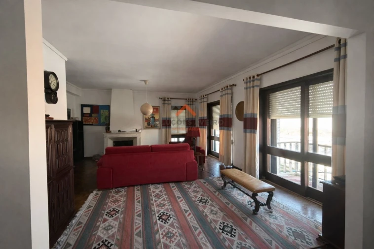 Apartamento T4 para Venda em Glória e Vera Cruz Foto 4