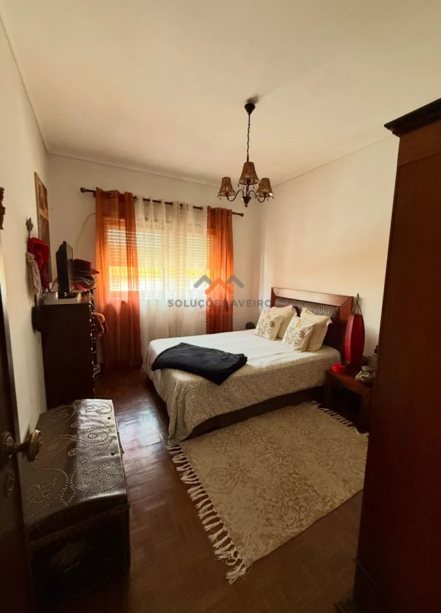 Apartamento T4 para Venda em Glória e Vera Cruz Foto 9