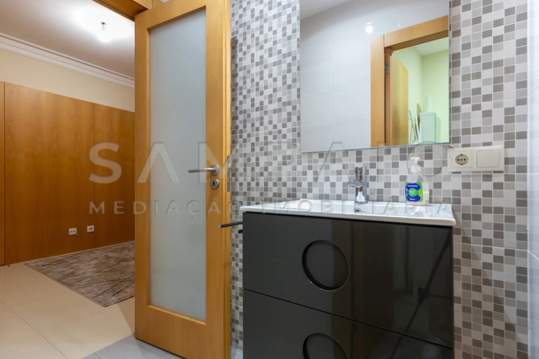 Apartamento T2 para Venda em Gondomar (São Cosme), Valbom e Jovim Foto 25