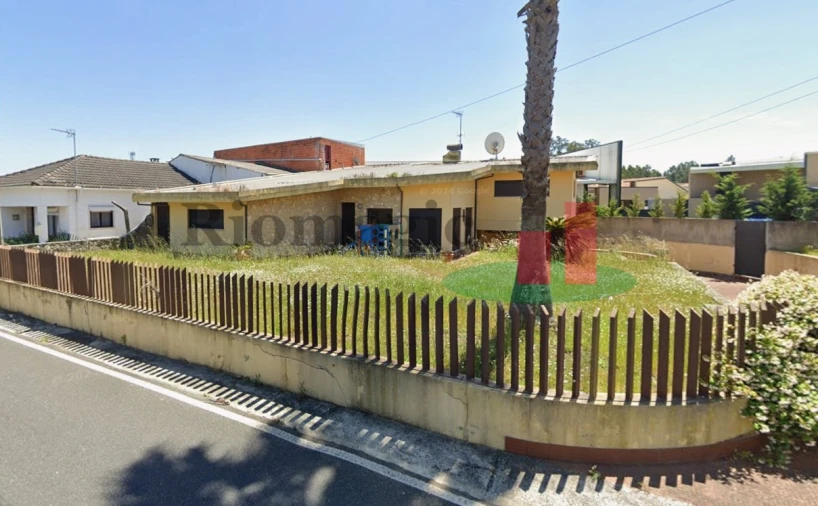 Moradia T3 para Venda em Batalha Foto 2