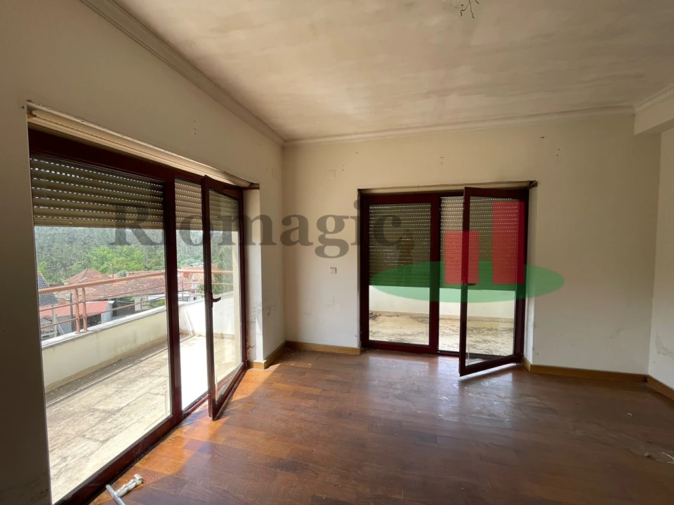 Moradia T4 para Venda em Pombal Foto 34