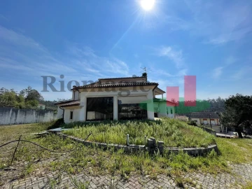 Moradia T4 para Venda em Pombal