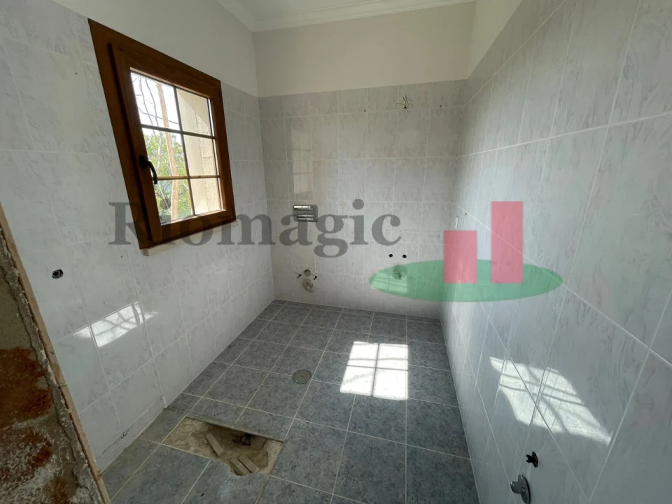 Moradia T4 para Venda em Barrio Foto 12