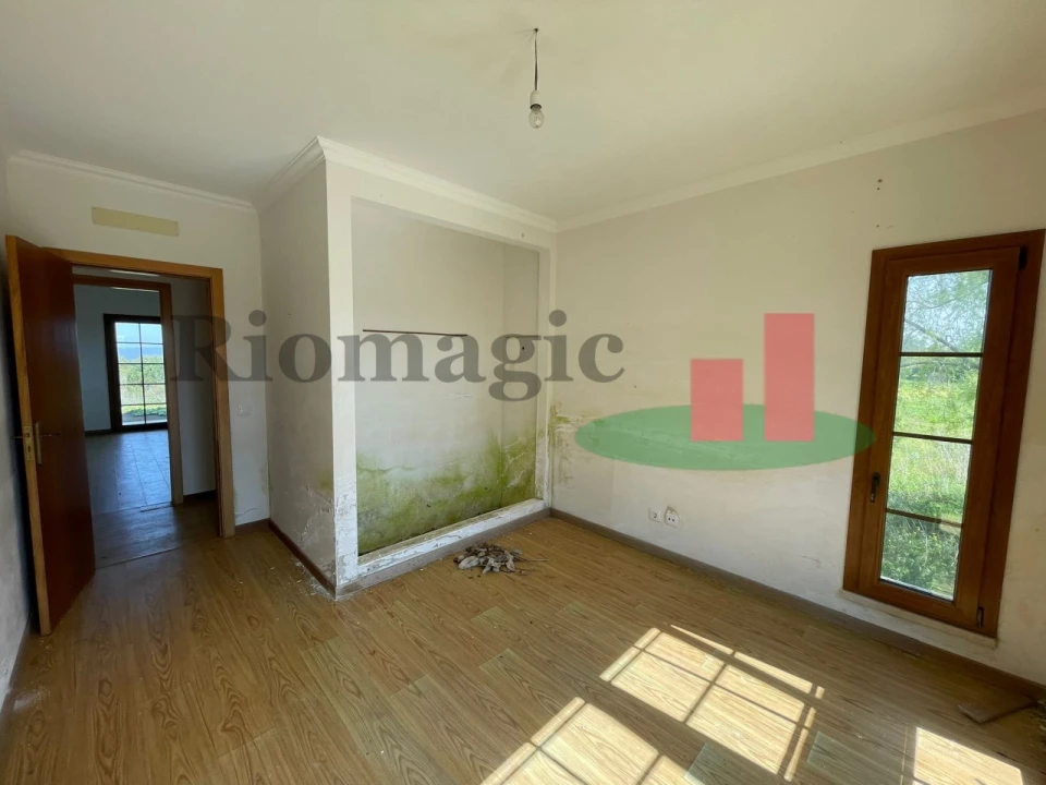 Moradia T4 para Venda em Barrio Foto 20