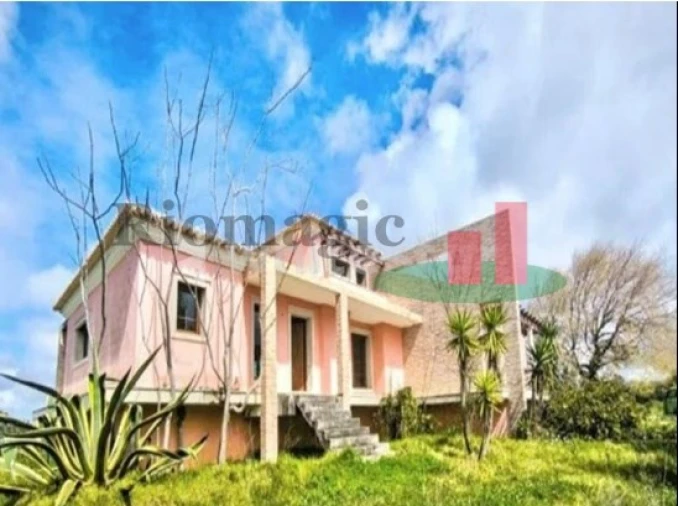 Moradia T4 para Venda em Barrio Foto 3