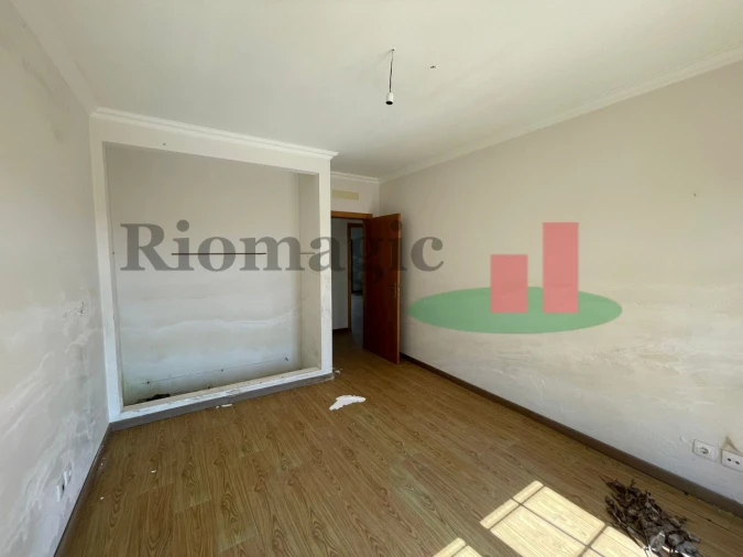 Moradia T4 para Venda em Barrio Foto 18