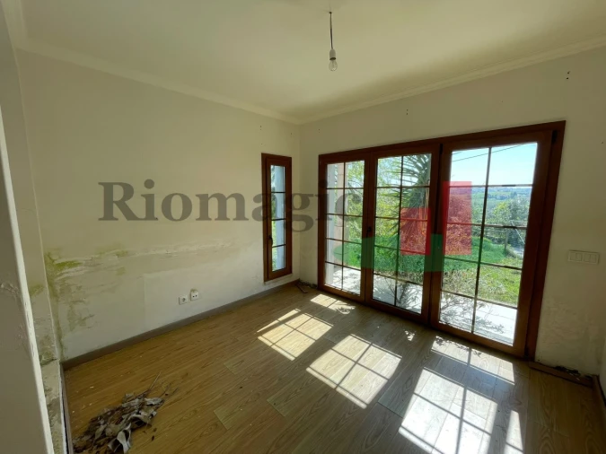 Moradia T4 para Venda em Barrio Foto 19