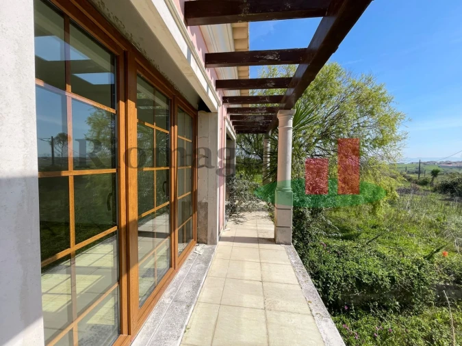 Moradia T4 para Venda em Barrio Foto 29