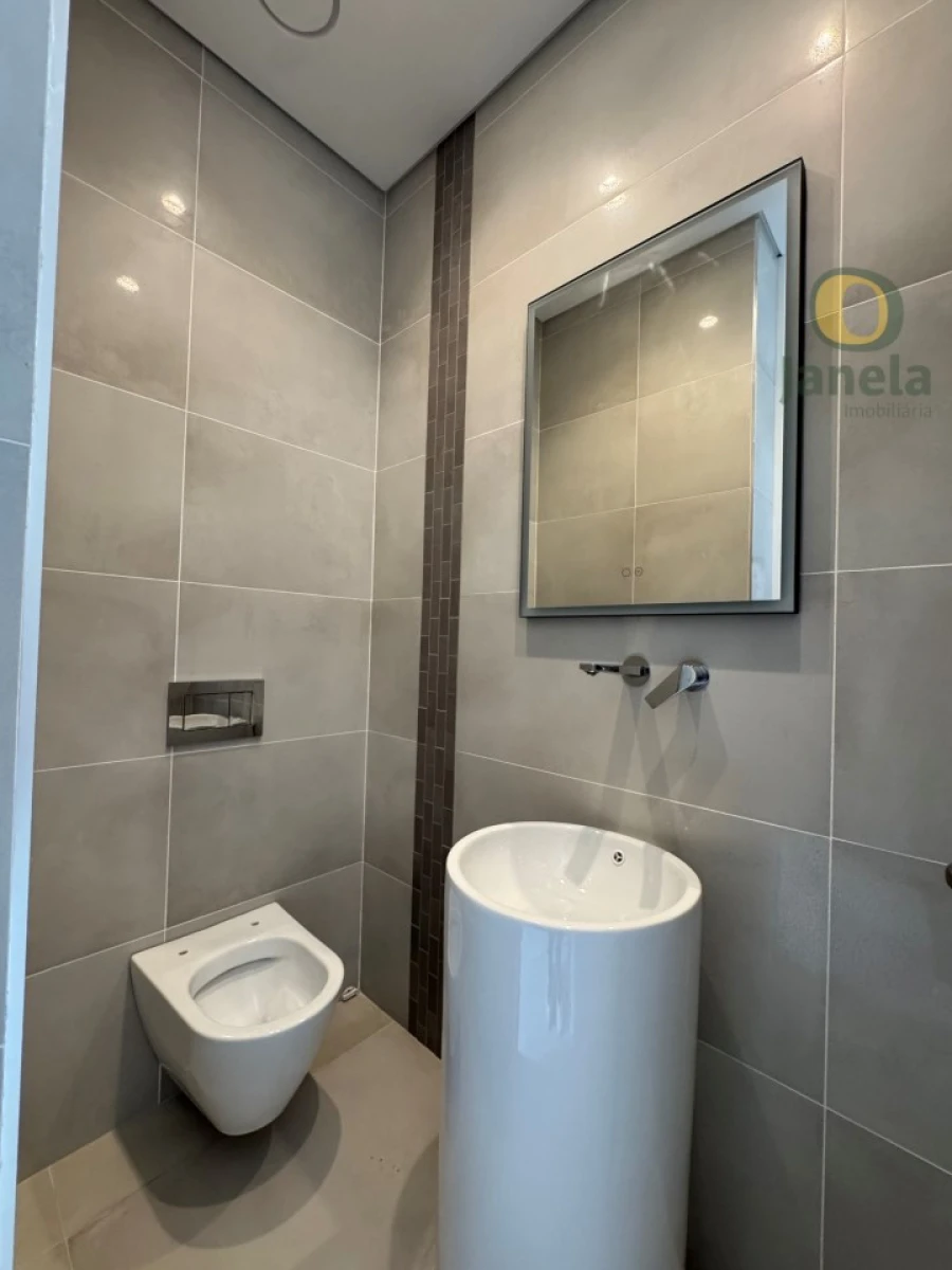 Moradia T4 para Venda em Quarteira Foto 41