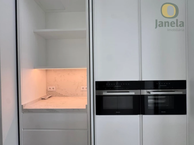 Moradia T4 para Venda em Quarteira Foto 25