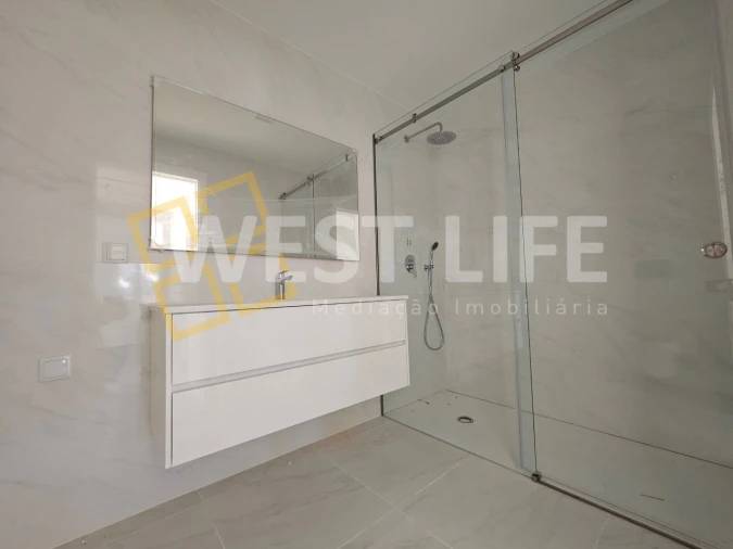 Apartamento T2 para Venda em Ericeira Foto 24