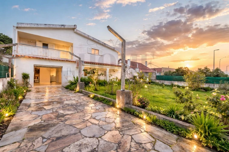 Moradia T3 para Venda em Sesimbra (Castelo) Foto 14