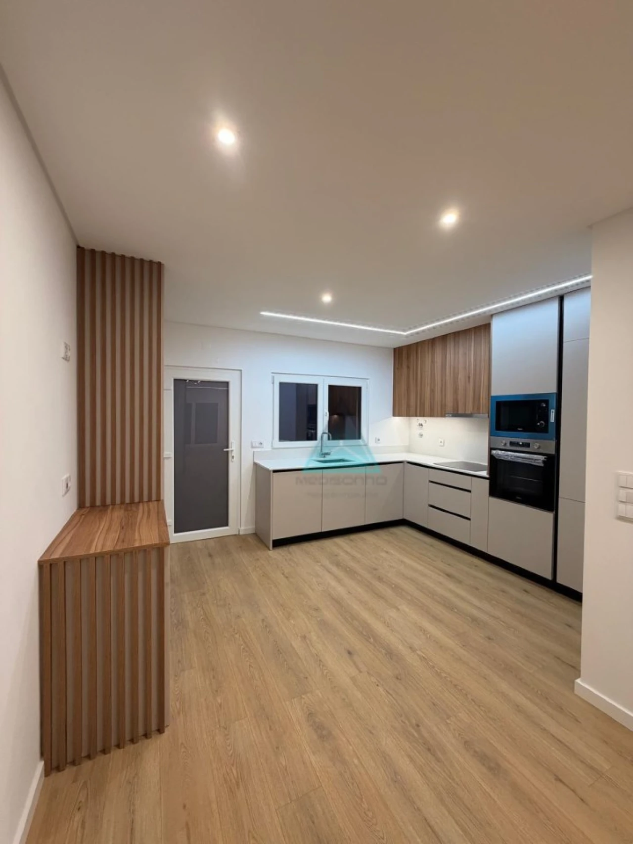 Moradia T2 para Venda em Quinta do Conde Foto 6