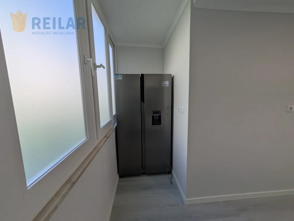 Apartamento T2 para Venda em Benfica Foto 19